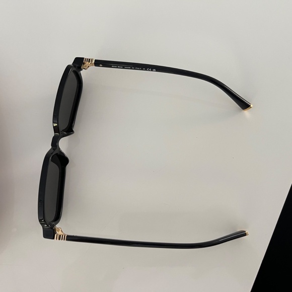 COPY - Miu Miu rectangle sunglasses brand new - Picture 6 of 6